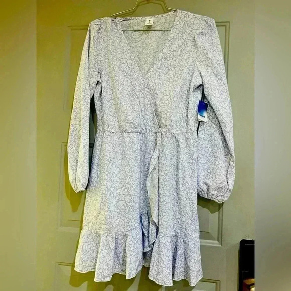 Abound Womens Med Long Sleeve Lavender Floral Ruffle Surplice Mini Dress - Picture 3 of 10